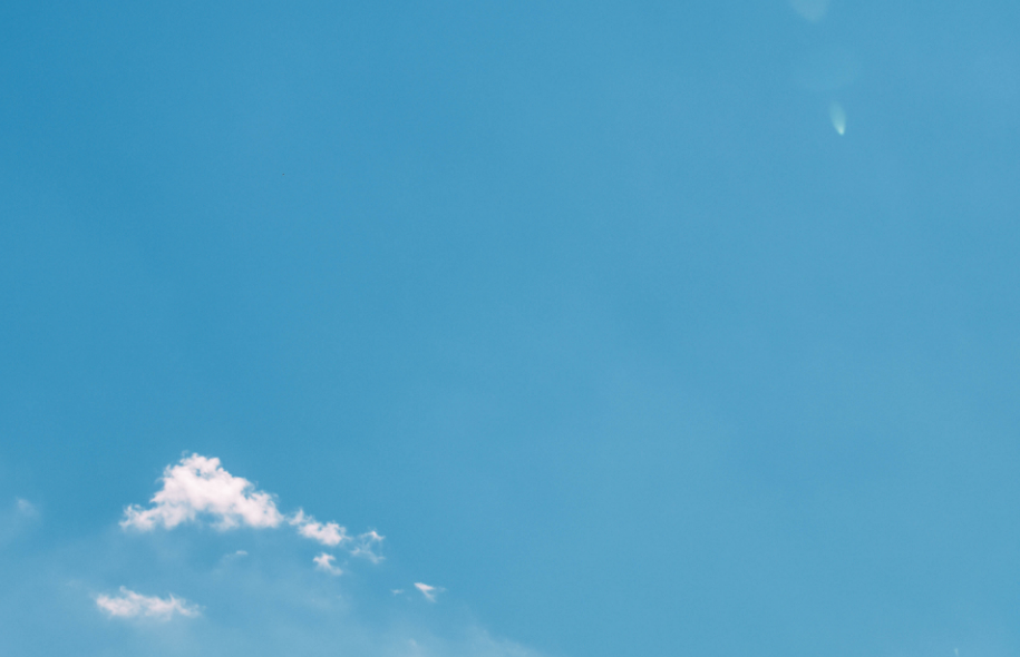 Fondo de cielo azul